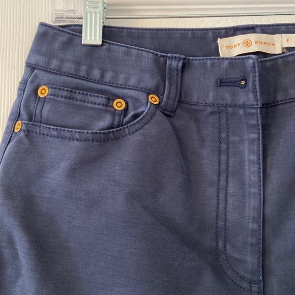 Tory Burch Women’s Pants size 6 excellent condition inseam 26 1/2 “ long - Picture 4 of 12